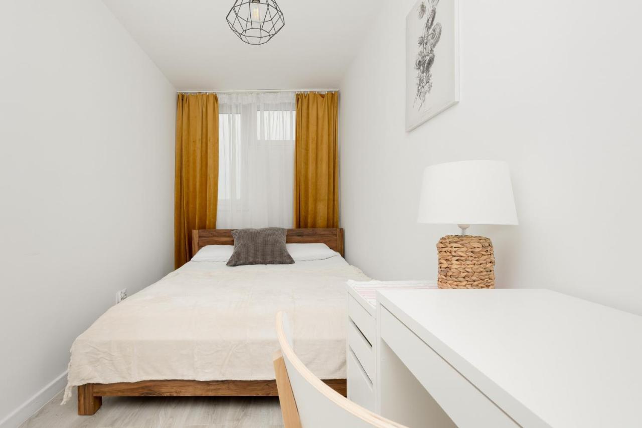Butas Centre Saski Garden By Renters
